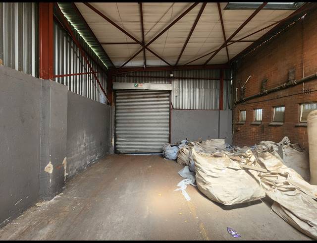 1,553M² WAREHOUSE TO LET IN WADEVILLE